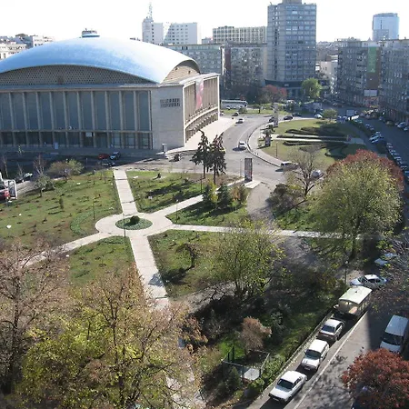 克莱亚公寓式酒店 *