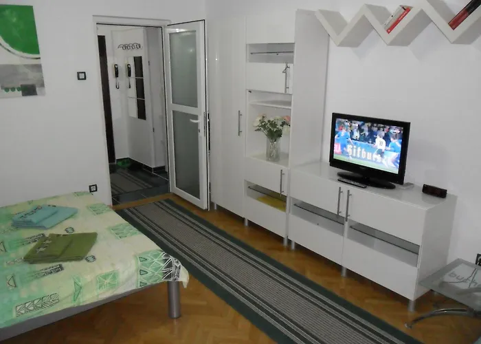 Calea Victoriei * בוקרשט